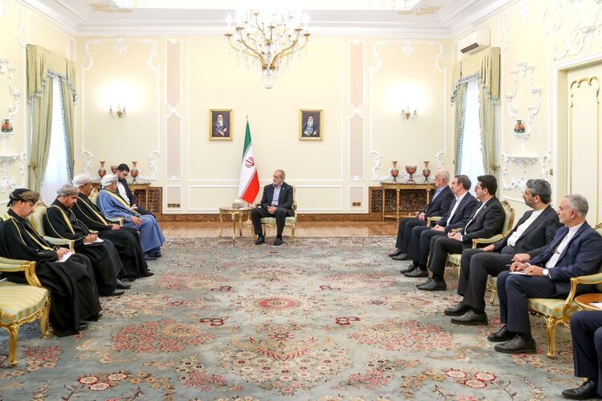 پزشکیان: ایران و عمان همواره یاور یکدیگر بودهاند